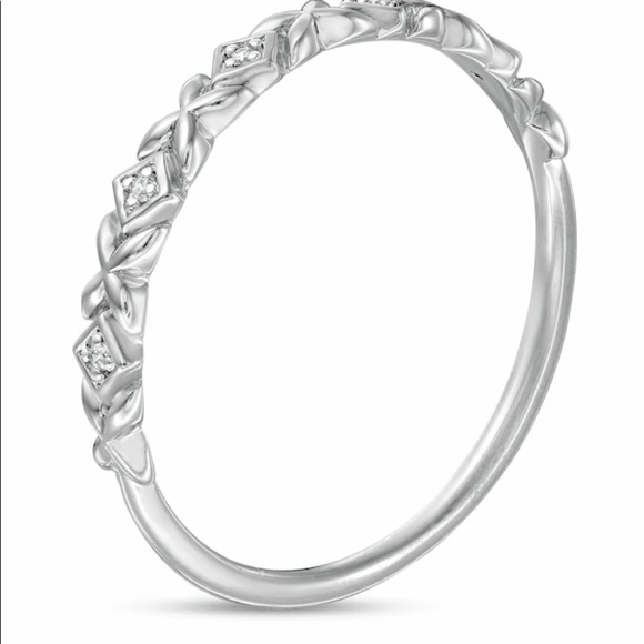 NWT size 7 ring from Peoples - Picture 1 of 7